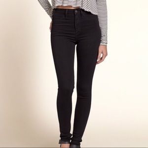 Black skinny jeans